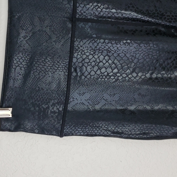 Mono b glossy shadow snake high-waisted Leggings black size Xlarge - Picture 5 of 10